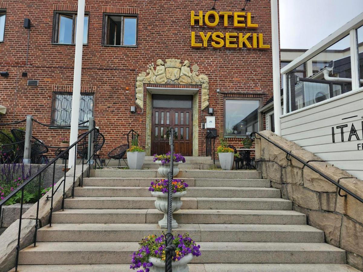 Hotel Лисечіль Екстер'єр фото