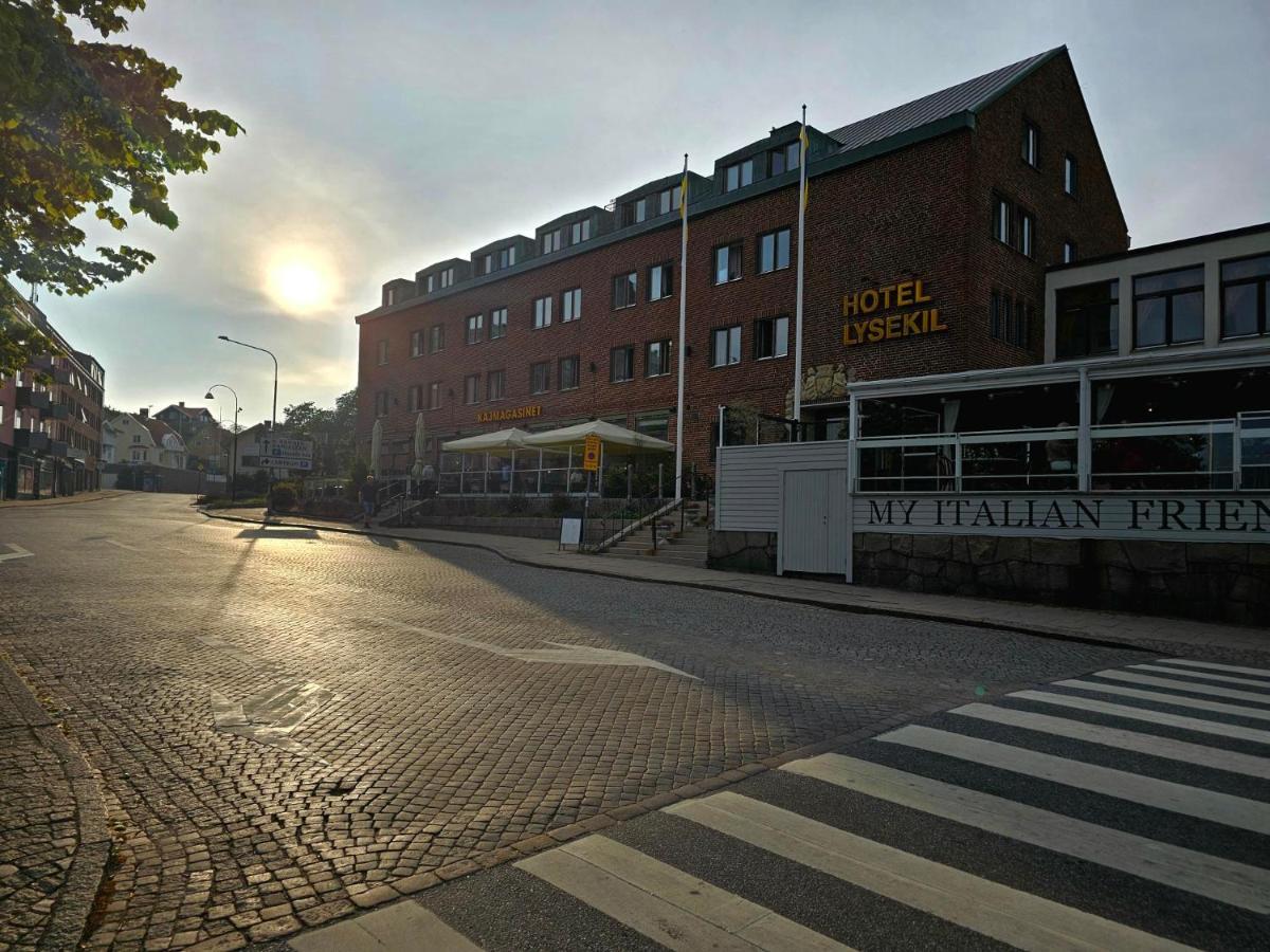 Hotel Лисечіль Екстер'єр фото